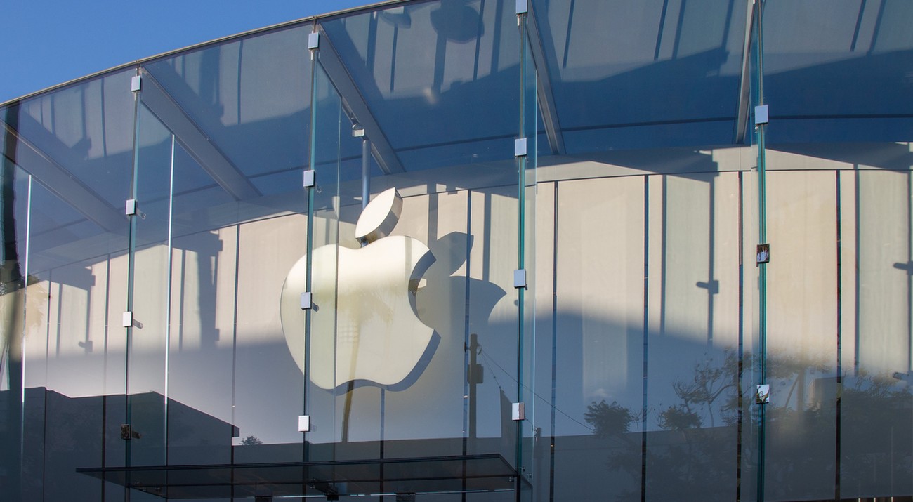 Apple Broadcom Chip Deal