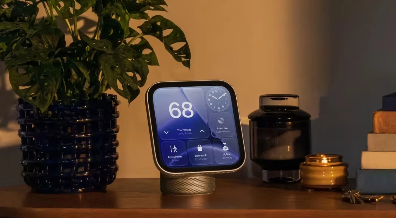 Apple Tops $5T Market Value as HomeView Smart Display Debuts