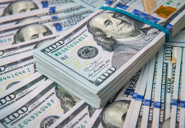 US Borrowing Costs Reach $1.05T as Revenue Trails Spending