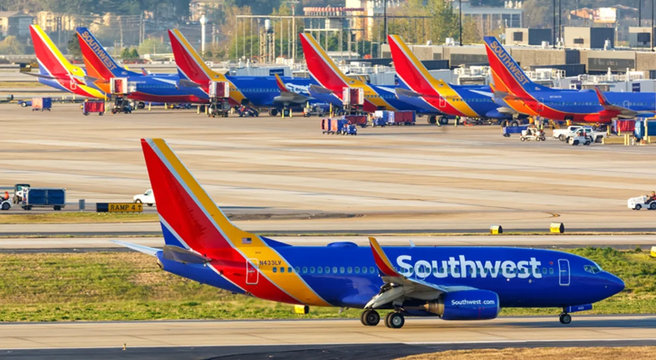Zacks Cuts Southwest Airlines to Strong Sell as Jet Fuel Costs Squeeze Guidance